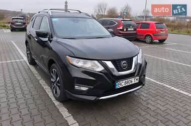 Позашляховик / Кросовер Nissan Rogue 2020 в Львові