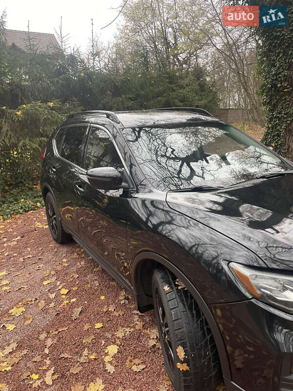 Позашляховик / Кросовер Nissan Rogue 2016 в Києві