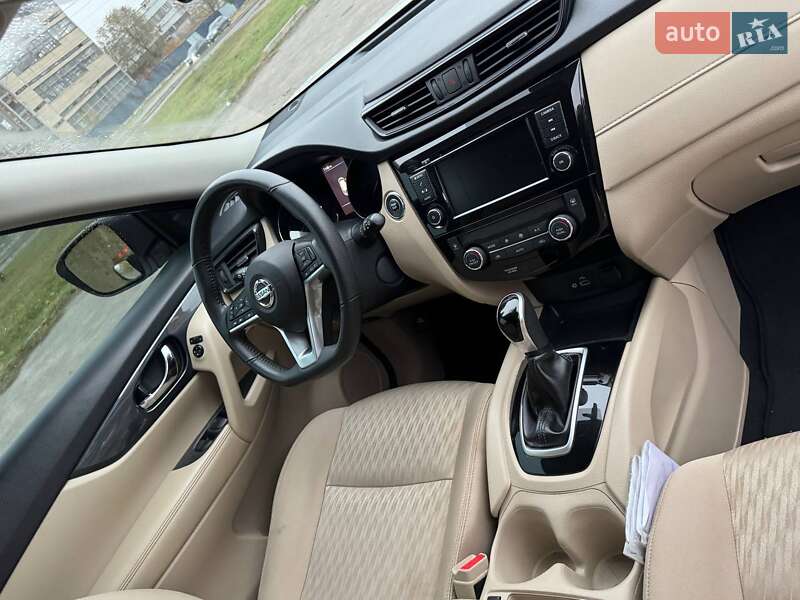 Внедорожник / Кроссовер Nissan Rogue 2019 в Харькове