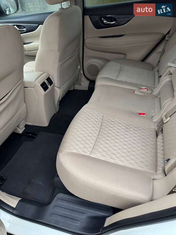 Внедорожник / Кроссовер Nissan Rogue 2019 в Харькове