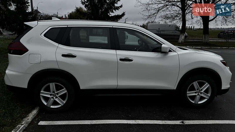 Внедорожник / Кроссовер Nissan Rogue 2017 в Черновцах фото 8 Внедорожник / Кроссовер Nissan Rogue 2017 в Черновцах