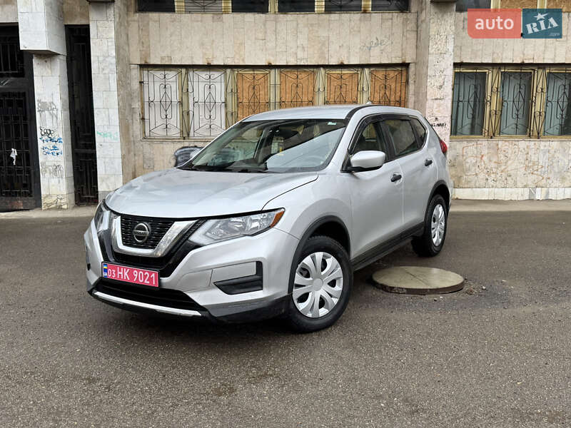 Внедорожник / Кроссовер Nissan Rogue 2018 в Ивано-Франковске