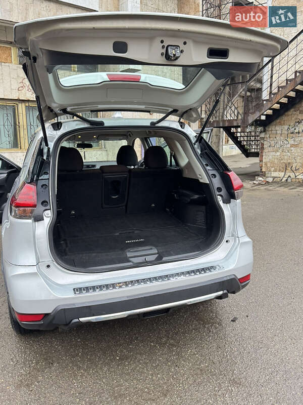 Внедорожник / Кроссовер Nissan Rogue 2018 в Ивано-Франковске