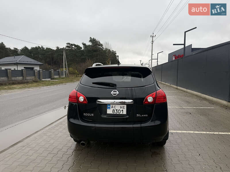 Внедорожник / Кроссовер Nissan Rogue 2012 в Луцке