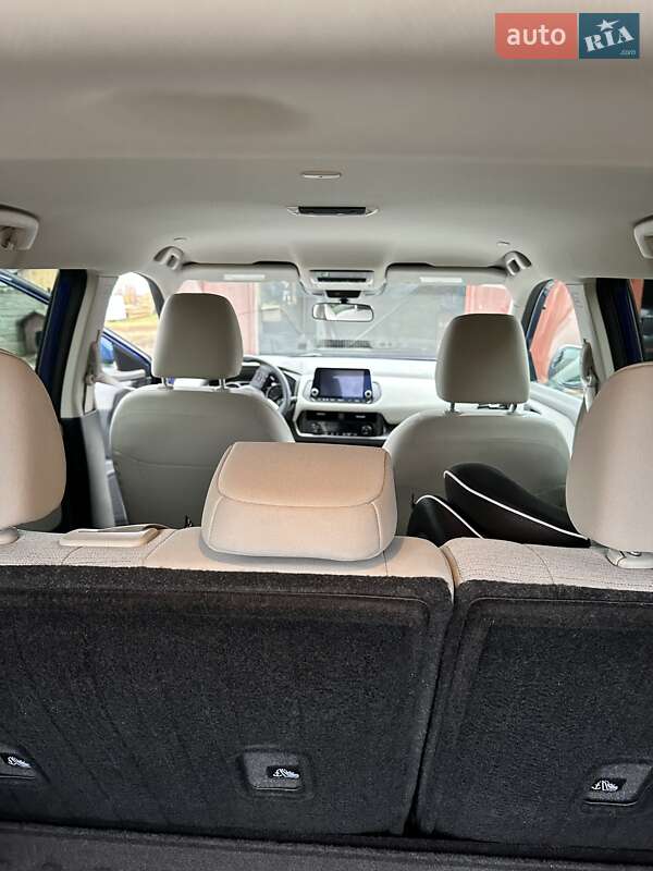 Внедорожник / Кроссовер Nissan Rogue 2022 в Киеве