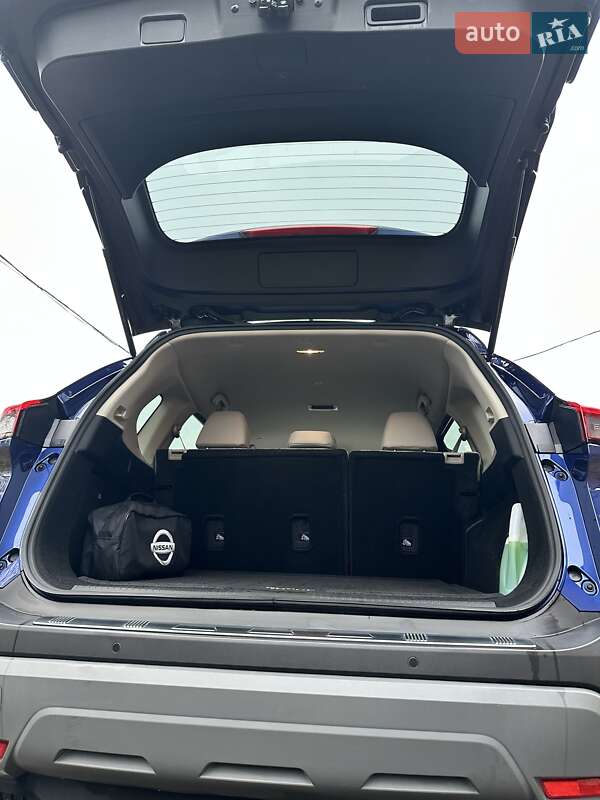 Внедорожник / Кроссовер Nissan Rogue 2022 в Киеве