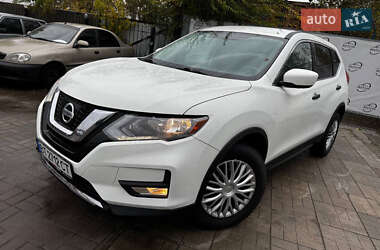 Позашляховик / Кросовер Nissan Rogue 2016 в Дніпрі