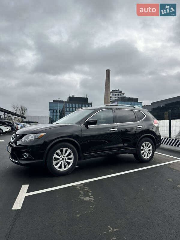 Внедорожник / Кроссовер Nissan Rogue 2014 в Киеве