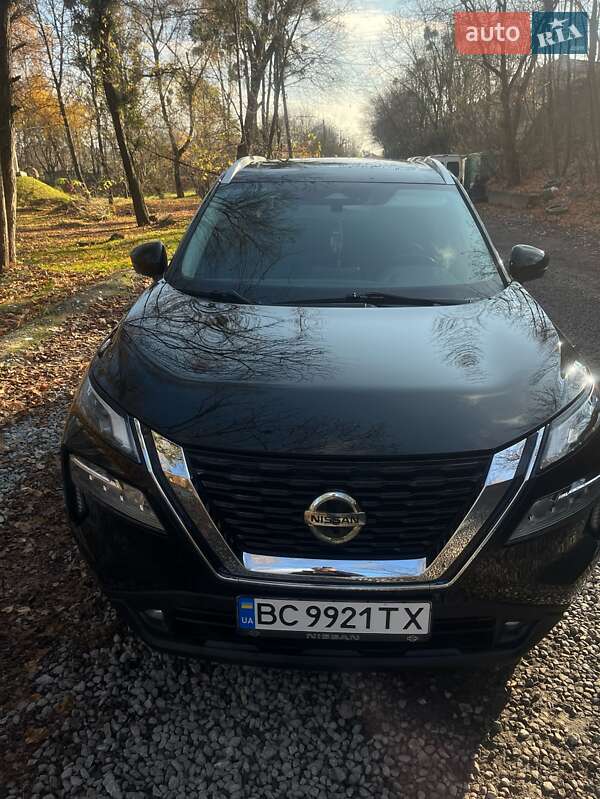 Внедорожник / Кроссовер Nissan Rogue 2021 в Львове