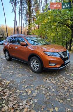 Позашляховик / Кросовер Nissan Rogue 2019 в Києві