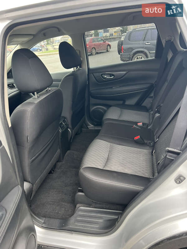 Позашляховик / Кросовер Nissan Rogue 2019 в Харкові