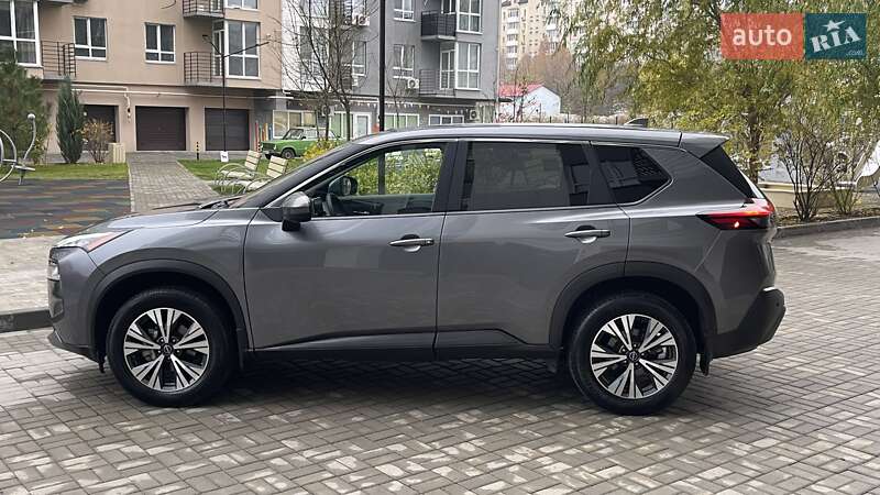 Внедорожник / Кроссовер Nissan Rogue 2023 в Днепре