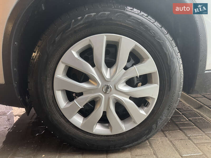 Внедорожник / Кроссовер Nissan Rogue 2016 в Кодыме фото 19 Внедорожник / Кроссовер Nissan Rogue 2016 в Кодыме