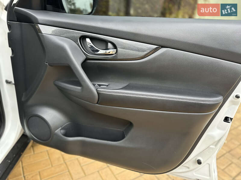 Внедорожник / Кроссовер Nissan Rogue 2016 в Одессе фото 46 Внедорожник / Кроссовер Nissan Rogue 2016 в Одессе