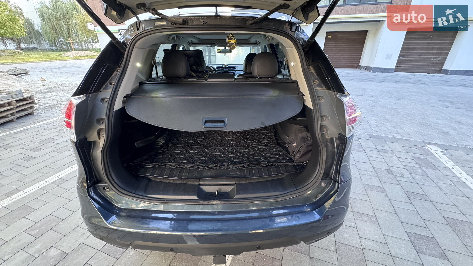 2016 Nissan Rogue - мініатюра 38