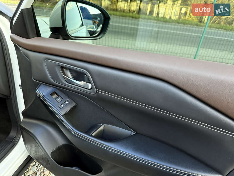 Позашляховик / Кросовер Nissan Rogue 2023 в Трускавці фото 36 Позашляховик / Кросовер Nissan Rogue 2023 в Трускавці