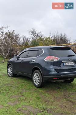 Позашляховик / Кросовер Nissan Rogue 2015 в Первомайську