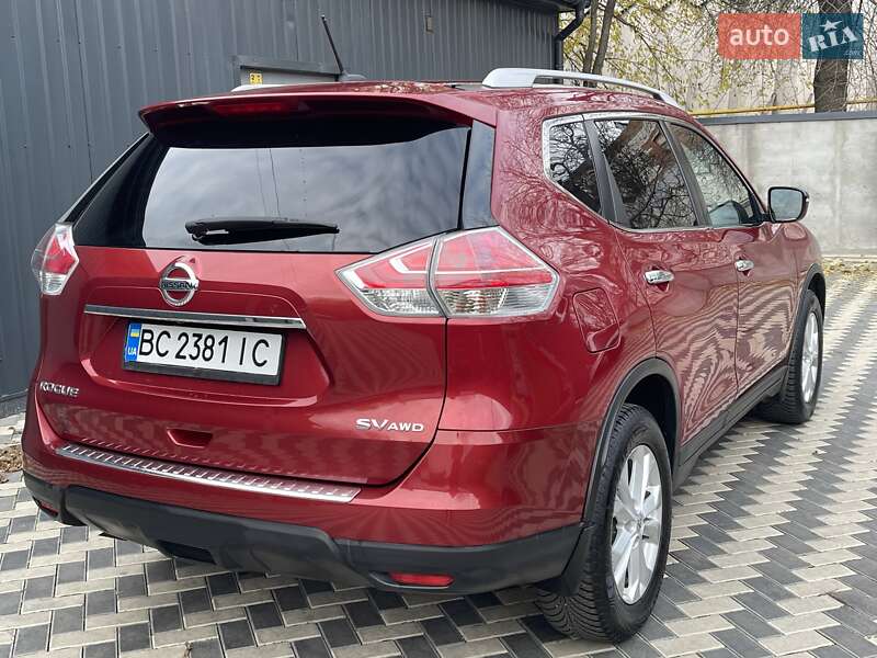 Позашляховик / Кросовер Nissan Rogue 2014 в Миколаєві