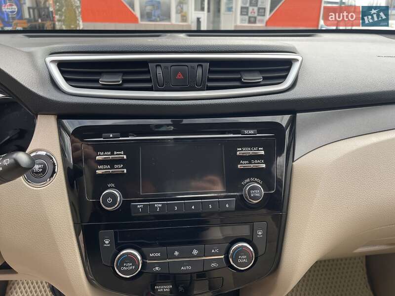 Позашляховик / Кросовер Nissan Rogue 2014 в Миколаєві