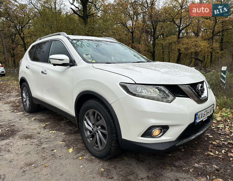 Позашляховик / Кросовер Nissan Rogue 2016 в Києві