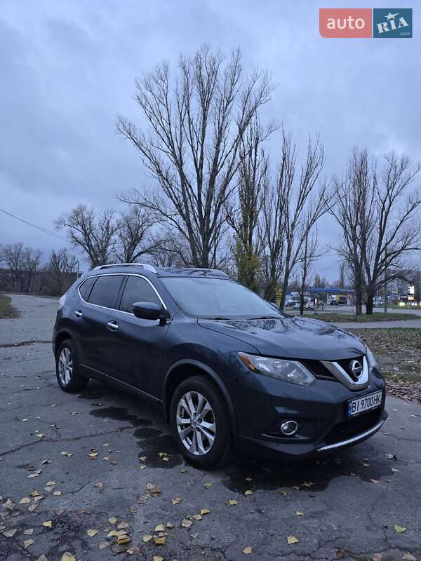 Внедорожник / Кроссовер Nissan Rogue 2015 в Кременчуге