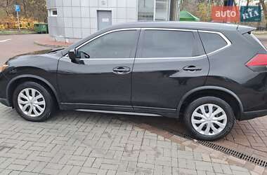 Позашляховик / Кросовер Nissan Rogue 2016 в Ірпені