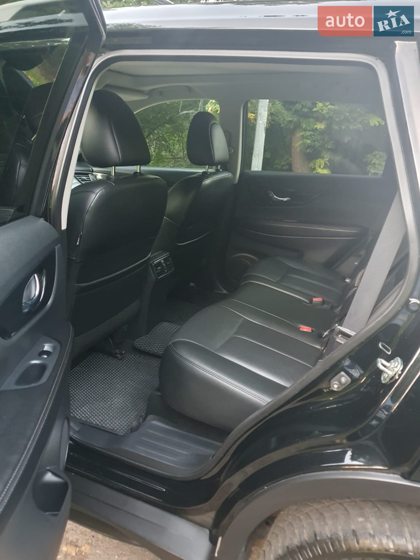 2019 Nissan Rogue - мініатюра 18