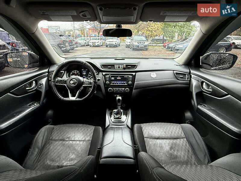 Внедорожник / Кроссовер Nissan Rogue 2018 в Харькове