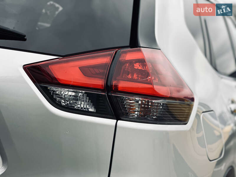 Позашляховик / Кросовер Nissan Rogue 2019 в Кременчуці