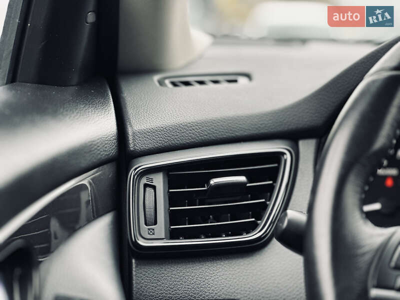 Позашляховик / Кросовер Nissan Rogue 2019 в Кременчуці