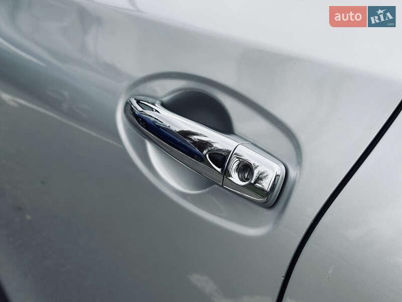 Позашляховик / Кросовер Nissan Rogue 2019 в Кременчуці