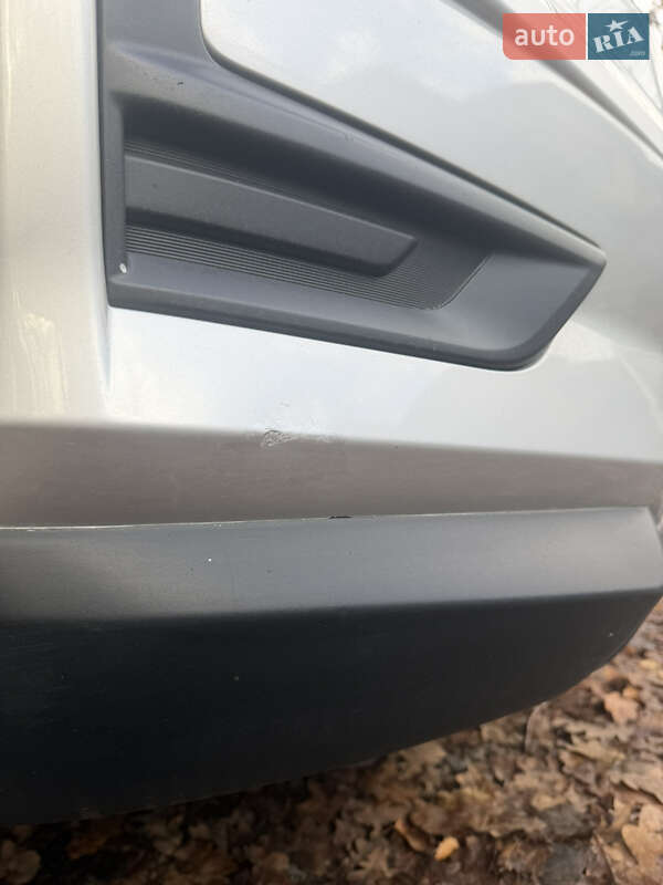 Внедорожник / Кроссовер Nissan Rogue 2016 в Киеве