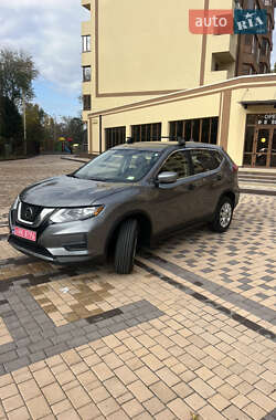 Внедорожник / Кроссовер Nissan Rogue 2018 в Измаиле