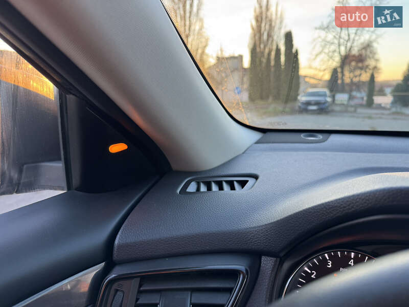 Внедорожник / Кроссовер Nissan Rogue 2018 в Ровно фото 31 Внедорожник / Кроссовер Nissan Rogue 2018 в Ровно