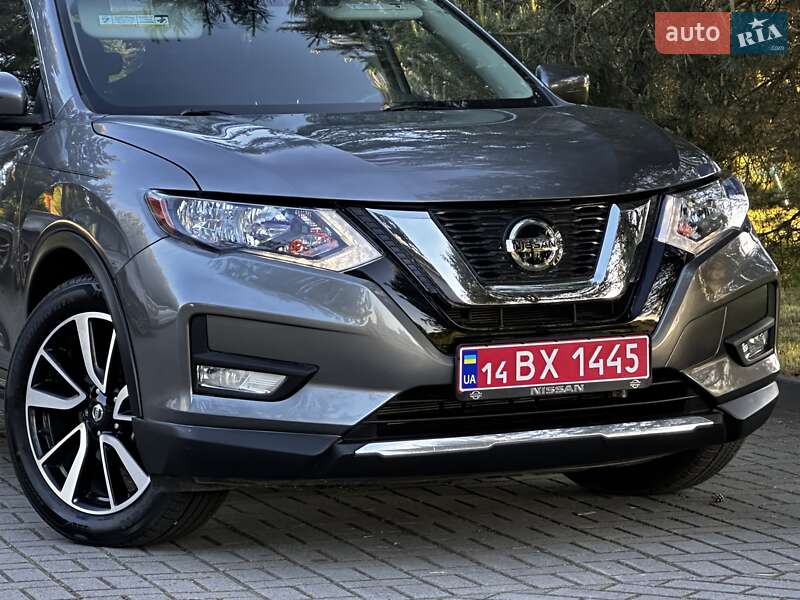 Внедорожник / Кроссовер Nissan Rogue 2019 в Дрогобыче