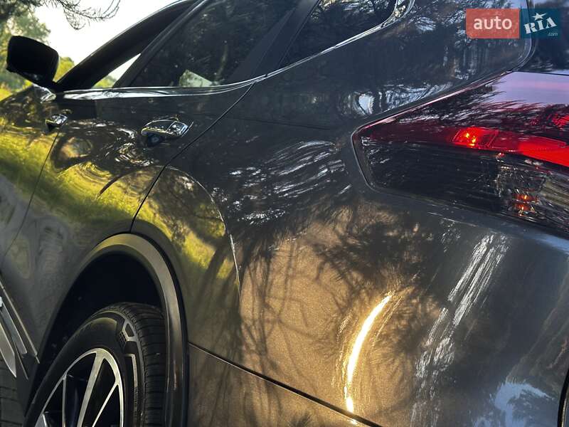 Внедорожник / Кроссовер Nissan Rogue 2019 в Дрогобыче