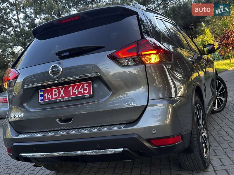 Внедорожник / Кроссовер Nissan Rogue 2019 в Дрогобыче