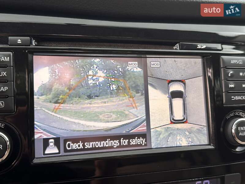 Внедорожник / Кроссовер Nissan Rogue 2015 в Дрогобыче