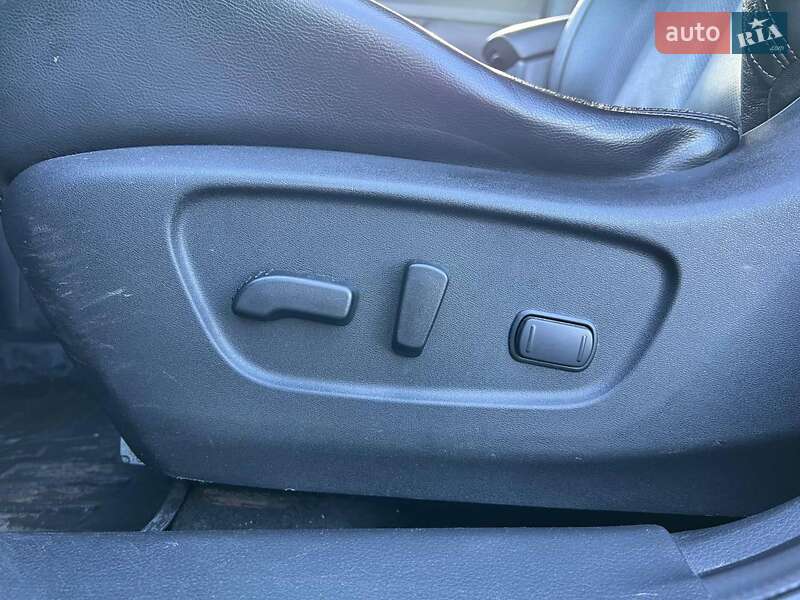 Внедорожник / Кроссовер Nissan Rogue 2016 в Львове фото 18 Внедорожник / Кроссовер Nissan Rogue 2016 в Львове