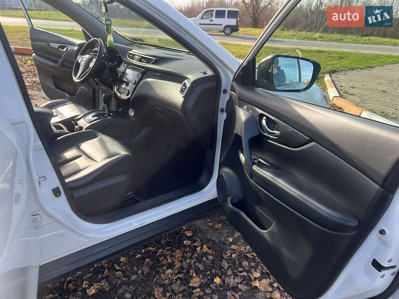 Внедорожник / Кроссовер Nissan Rogue 2014 в Киеве фото 18 Внедорожник / Кроссовер Nissan Rogue 2014 в Киеве