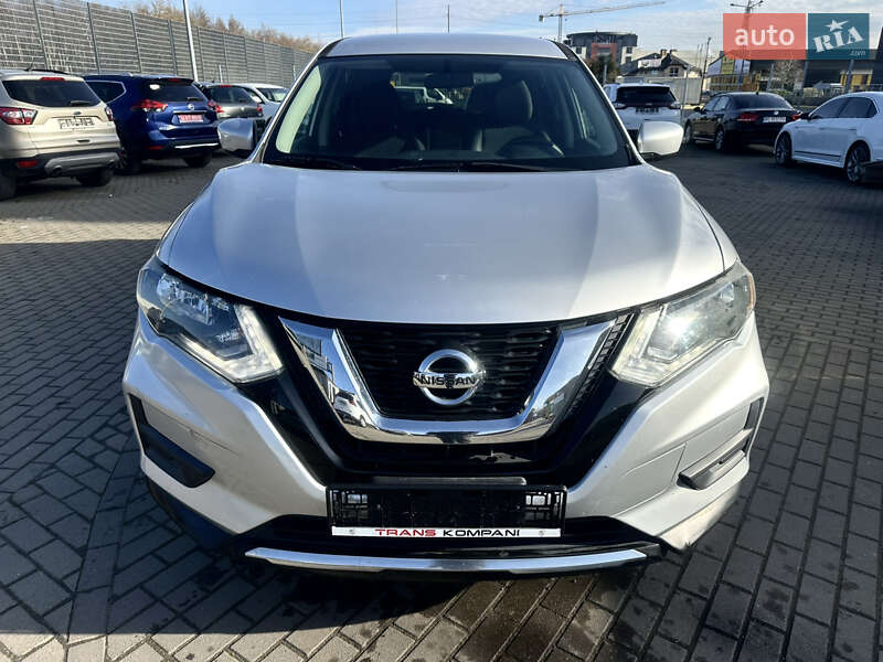 Позашляховик / Кросовер Nissan Rogue 2017 в Львові фото 5 Позашляховик / Кросовер Nissan Rogue 2017 в Львові