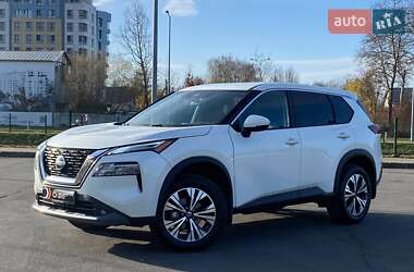 Внедорожник / Кроссовер Nissan Rogue 2021 в Львове