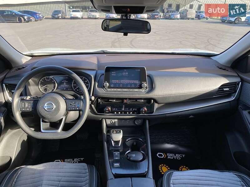 Внедорожник / Кроссовер Nissan Rogue 2021 в Львове