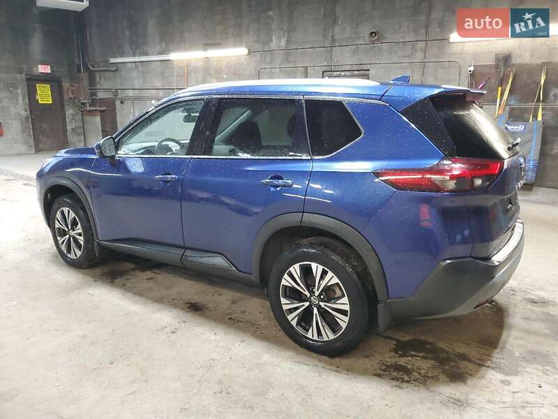 Внедорожник / Кроссовер Nissan Rogue 2021 в Киеве