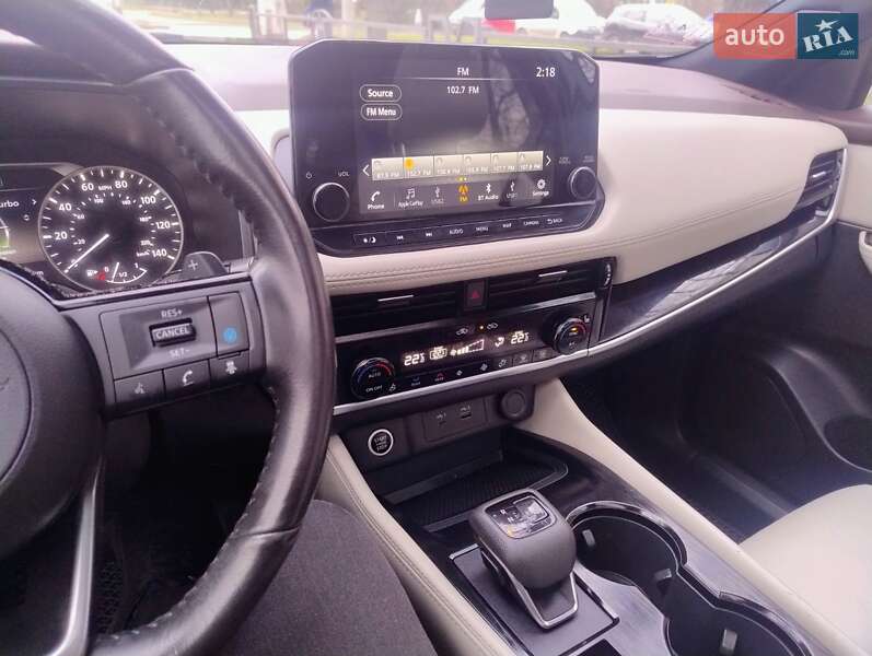 Внедорожник / Кроссовер Nissan Rogue 2023 в Житомире