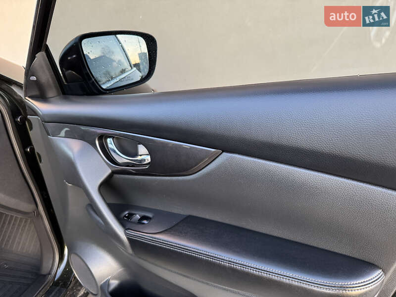 Внедорожник / Кроссовер Nissan Rogue 2017 в Дрогобыче фото 51 Внедорожник / Кроссовер Nissan Rogue 2017 в Дрогобыче