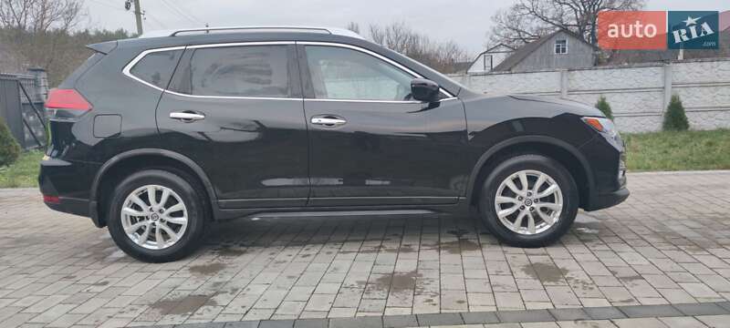 Внедорожник / Кроссовер Nissan Rogue 2016 в Ровно фото 4 Внедорожник / Кроссовер Nissan Rogue 2016 в Ровно