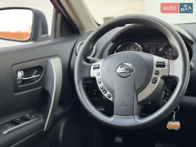 Внедорожник / Кроссовер Nissan Rogue 2015 в Сарнах фото 45 Внедорожник / Кроссовер Nissan Rogue 2015 в Сарнах