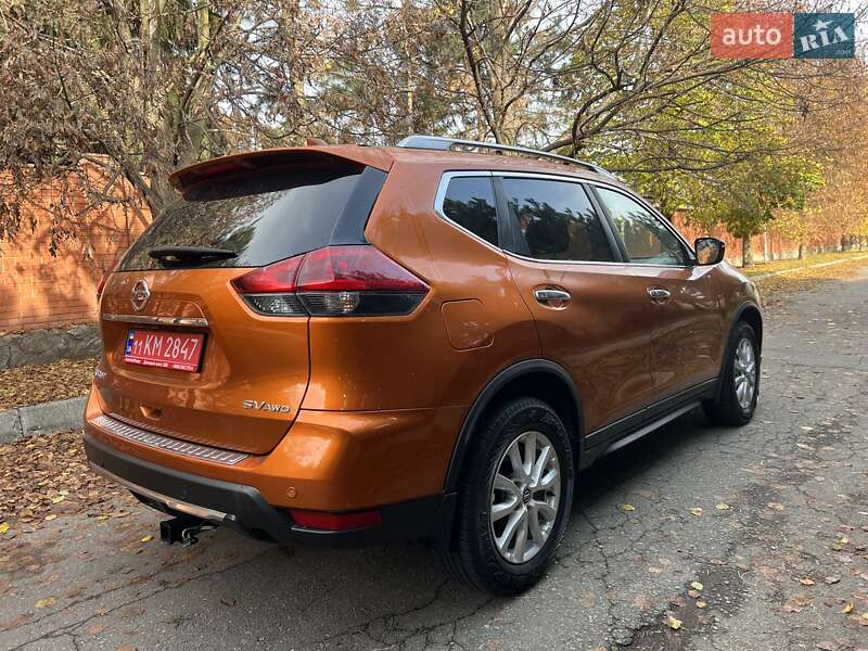 Внедорожник / Кроссовер Nissan Rogue 2018 в Днепре