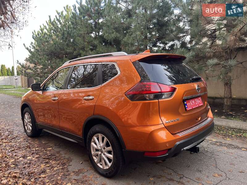 Внедорожник / Кроссовер Nissan Rogue 2018 в Днепре